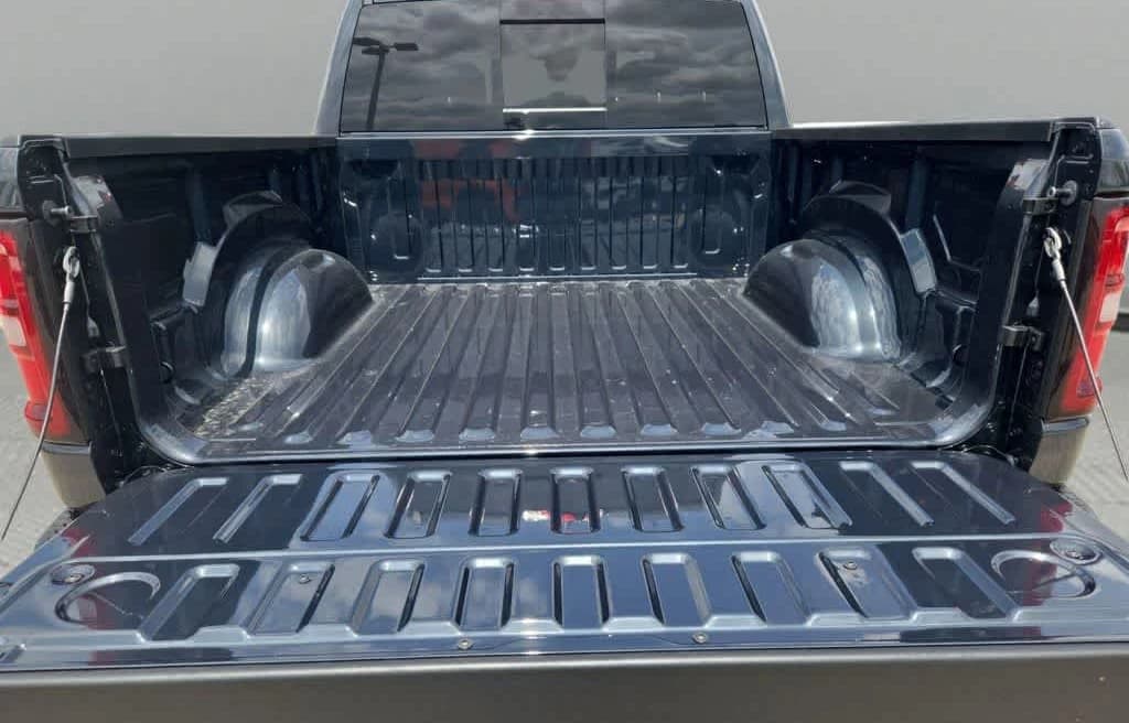 Ram 1500 Express 4x4 Crew Cab 5'7" Box 2026 — side view