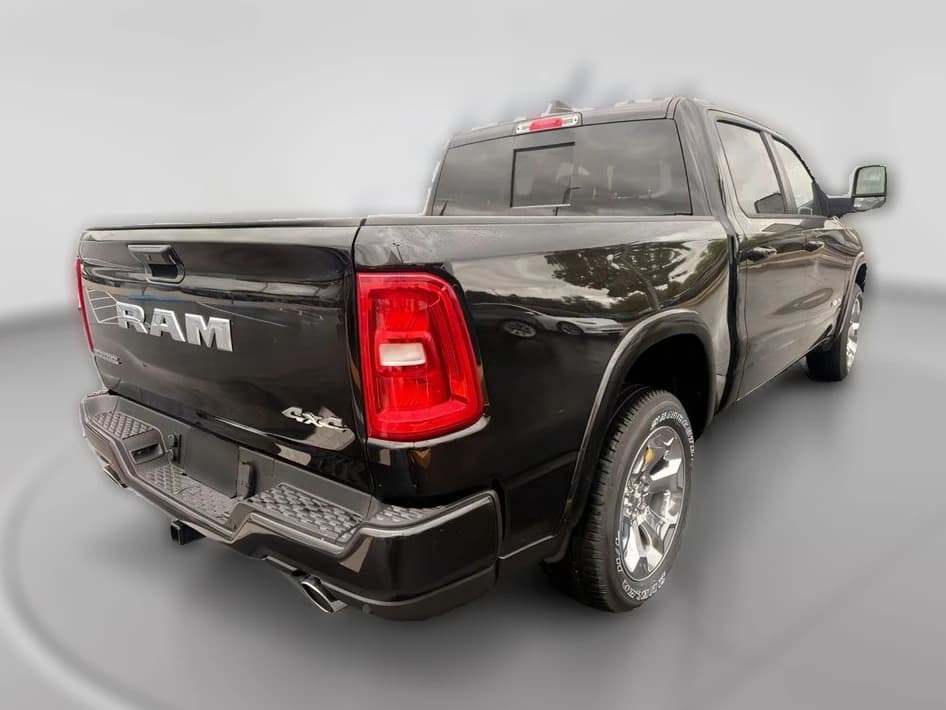 Ram 1500 Big Horn 4x4 Crew Cab 5'7" Box 2026 — side view