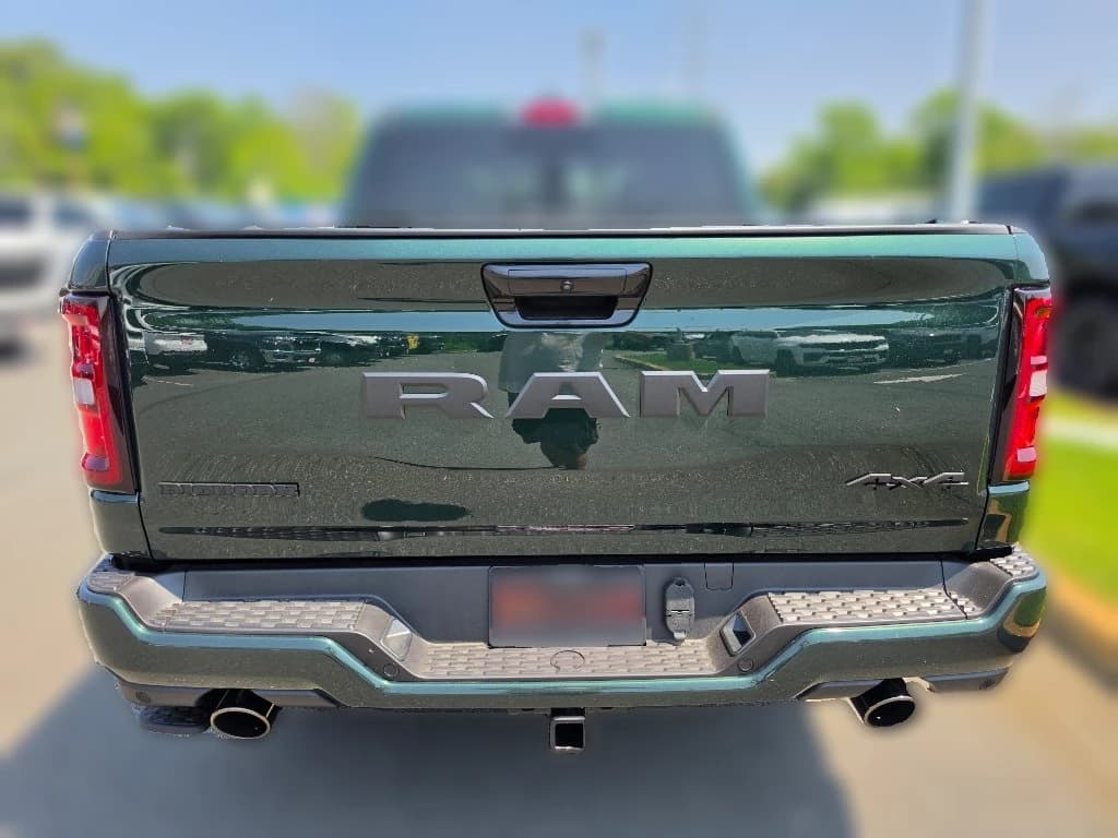 Ram 1500 Big Horn 4x4 Crew Cab 5'7" Box 2026 — side view