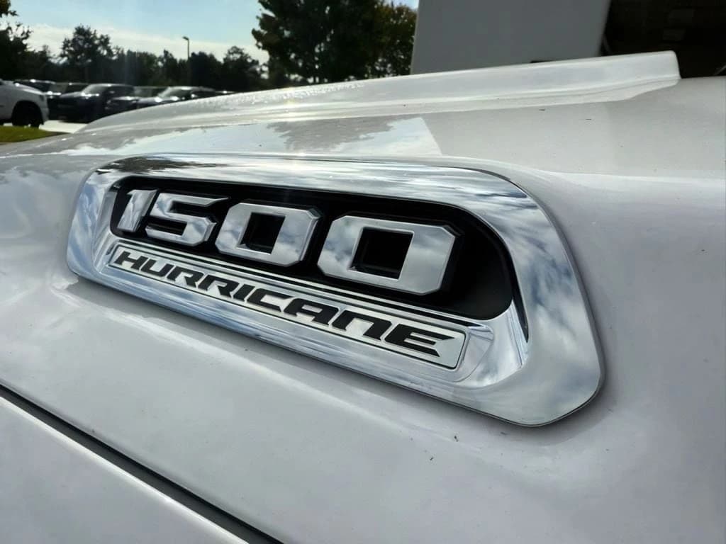 Ram 1500 Big Horn 4x4 Crew Cab 5'7" Box 2026 — side view