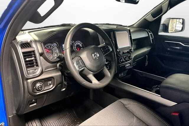 Ram 1500 Big Horn 4x4 Crew Cab 5'7" Box 2026 — side view