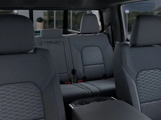 Ram 1500 Big Horn 4x4 Crew Cab 5'7" Box 2026 — side view