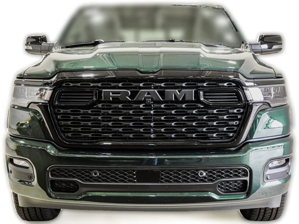 Ram 1500 Big Horn 4x4 Crew Cab 5'7" Box 2027 — side view