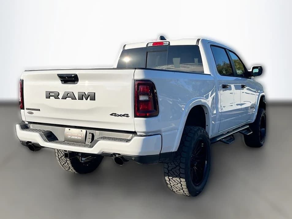 Ram 1500 Big Horn 4x4 Crew Cab 5'7" Box 2026 — side view