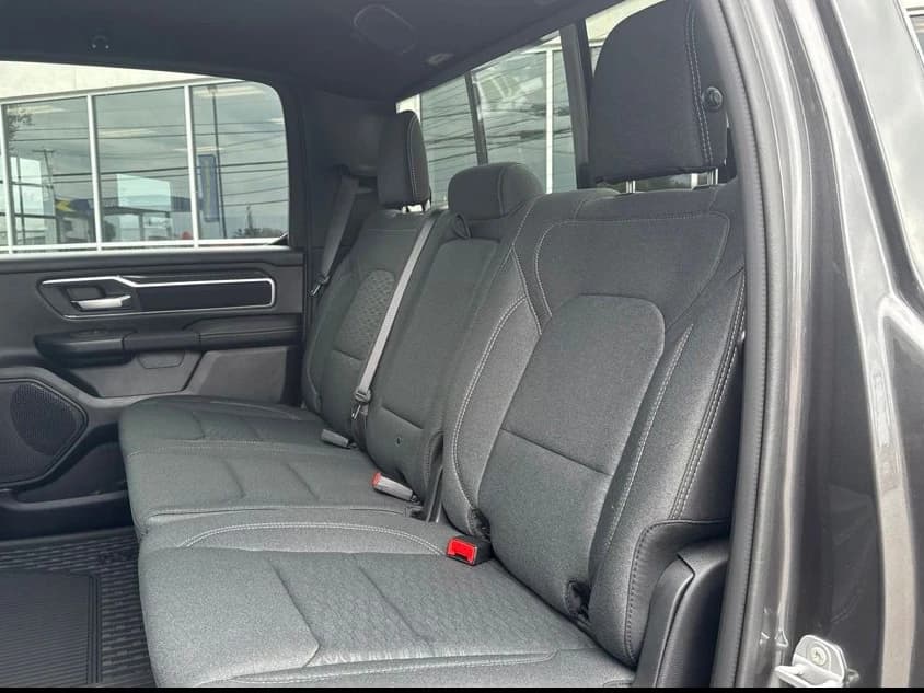 Ram 1500 Big Horn 4x4 Crew Cab 5'7" Box 2026 — side view