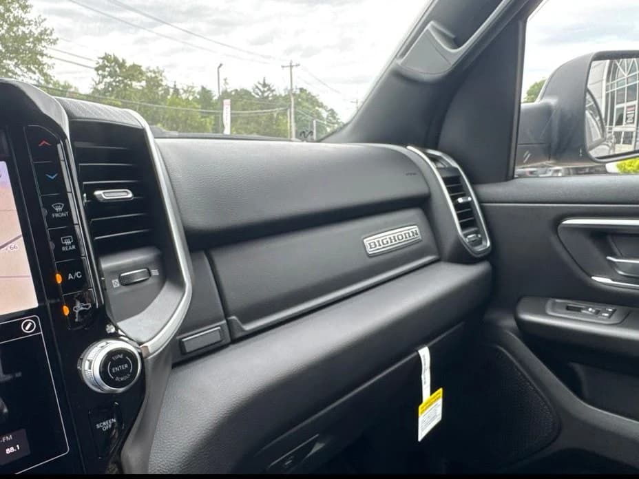 Ram 1500 Big Horn 4x4 Crew Cab 5'7" Box 2026 — side view