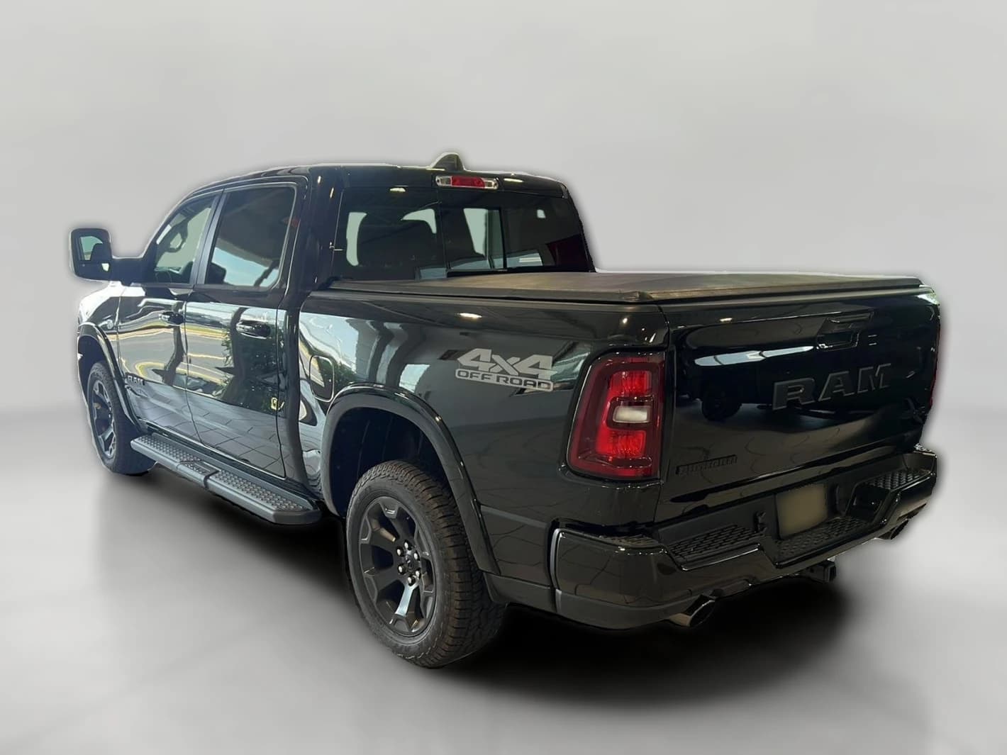 Ram 1500 Big Horn 4x4 Crew Cab 5'7" Box 2026 — side view