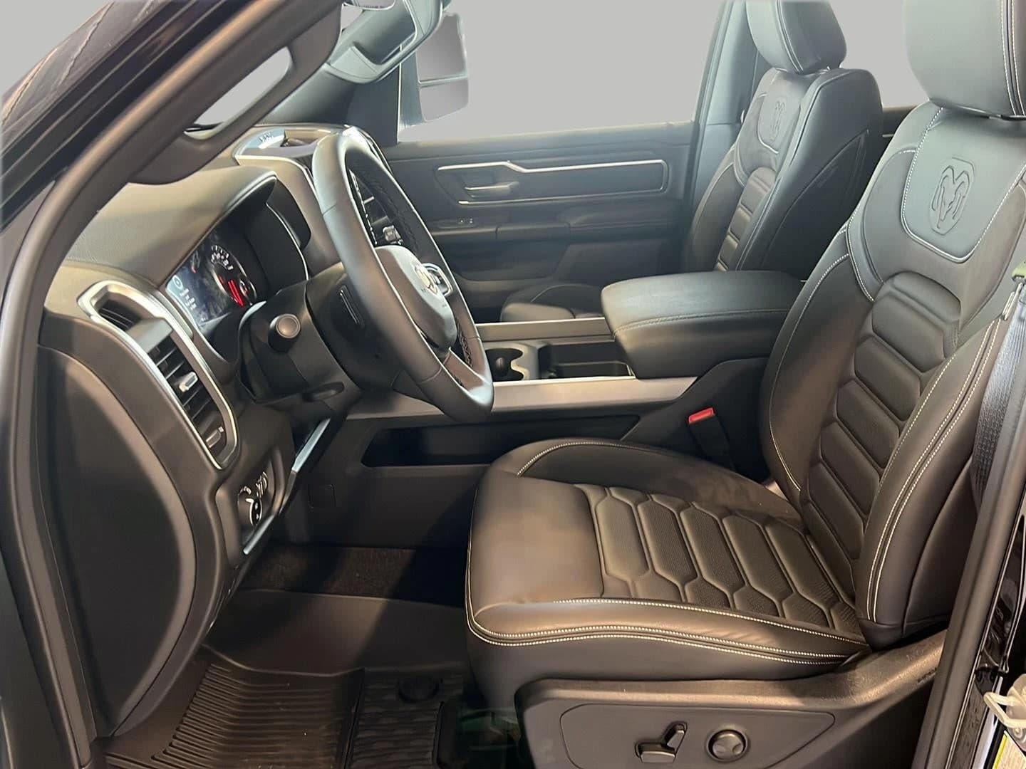 Ram 1500 Big Horn 4x4 Crew Cab 5'7" Box 2026 — side view