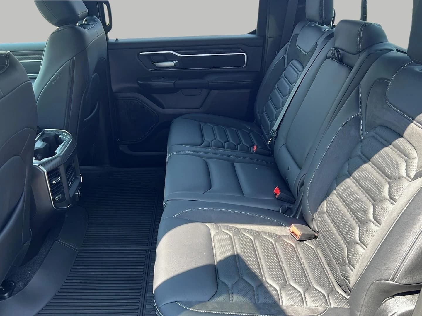 Ram 1500 Big Horn 4x4 Crew Cab 5'7" Box 2026 — side view
