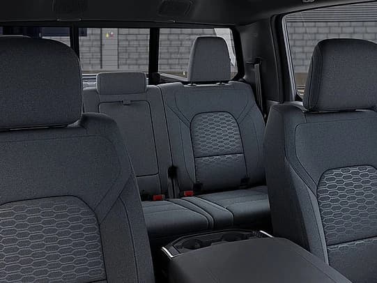 Ram 1500 Big Horn 4x4 Crew Cab 5'7" Box 2026 — side view