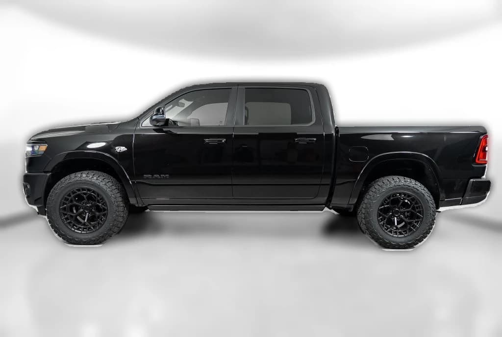 Ram 1500 Big Horn 4x4 Crew Cab 5'7" Box 2026 — side view