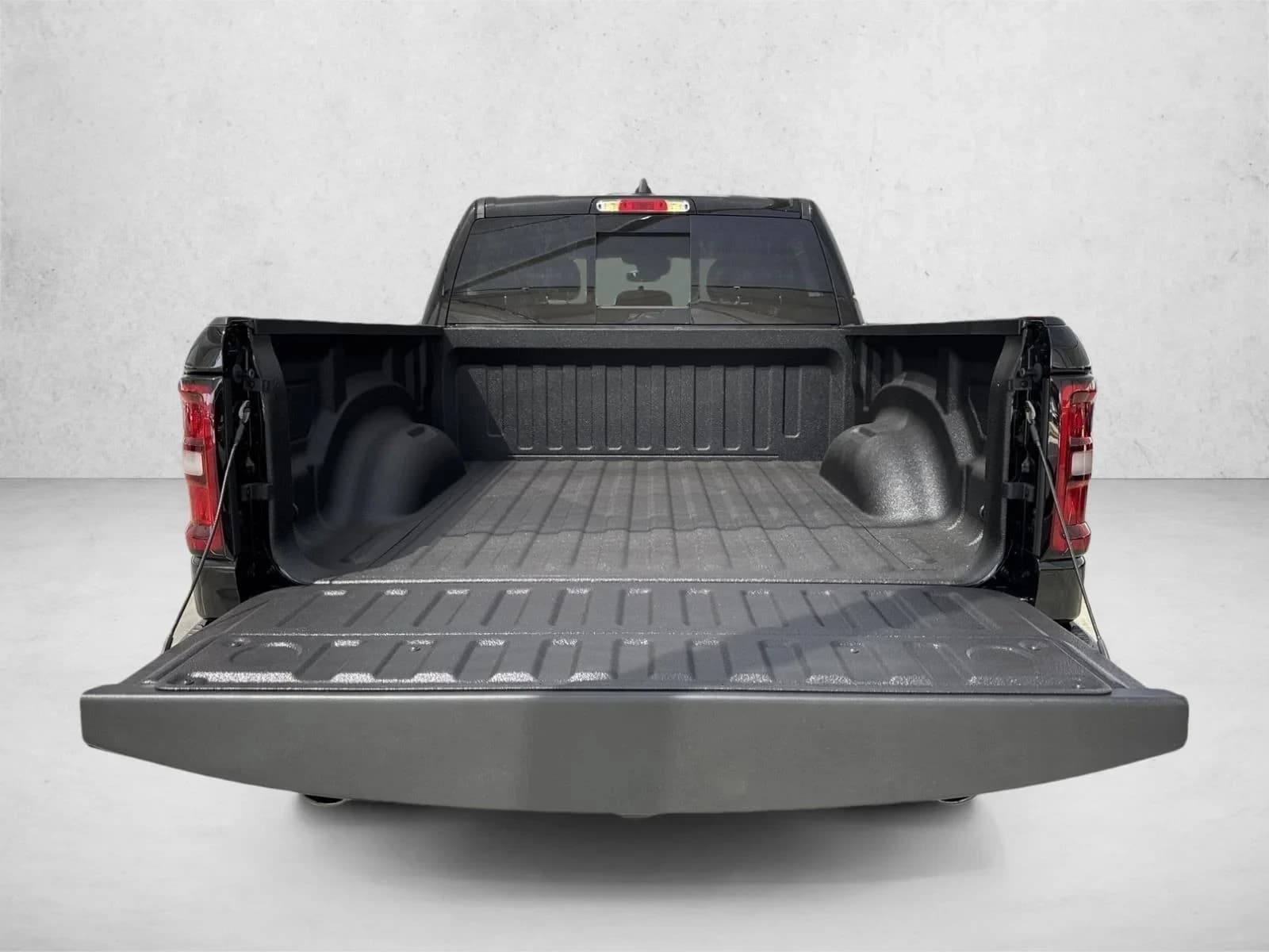 Ram 1500 Express 4x4 Crew Cab 5'7" Box 2026 — side view