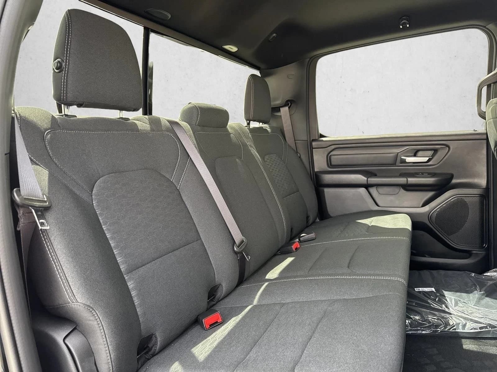 Ram 1500 Express 4x4 Crew Cab 5'7" Box 2026 — side view