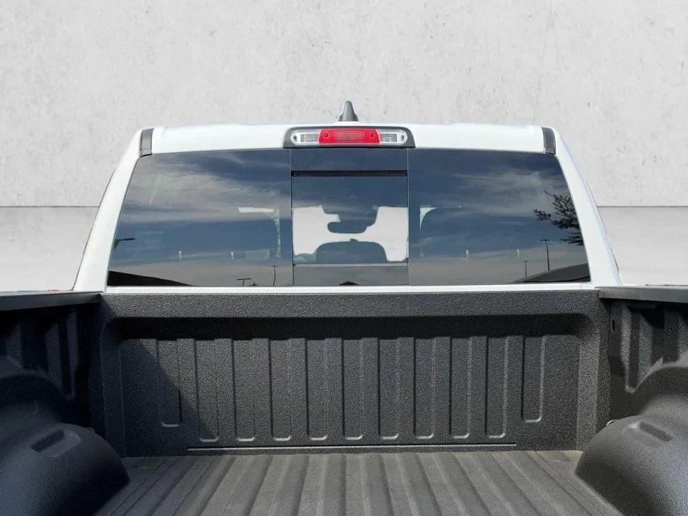 Ram 1500 Express 4x4 Crew Cab 5'7" Box 2026 — side view