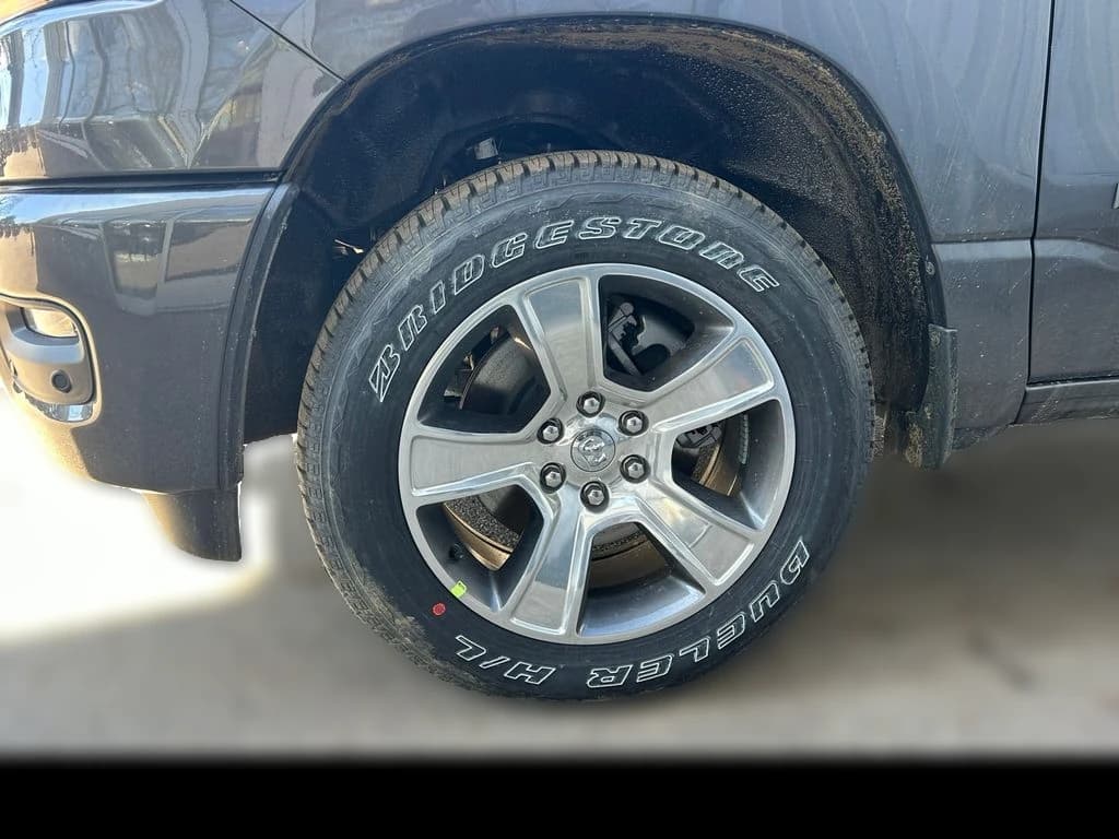 Ram 1500 Express 4x4 Crew Cab 5'7" Box 2026 — side view