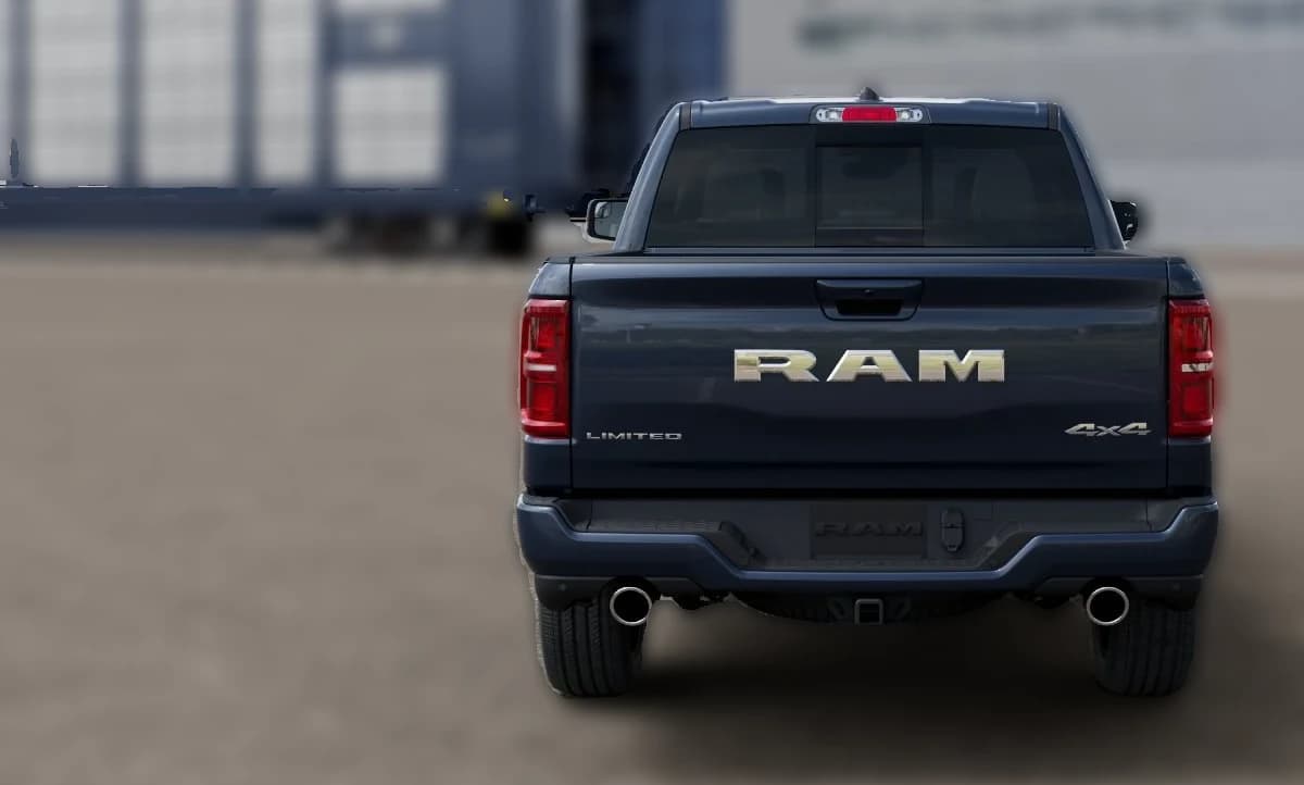 Ram 1500 Limited 4x4 Crew Cab 5'7" Box 2026 — side view