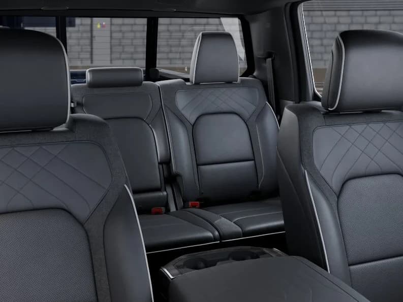 Ram 1500 Limited 4x4 Crew Cab 5'7" Box 2026 — side view