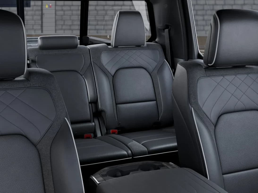 Ram 1500 Limited 4x4 Crew Cab 5'7" Box 2026 — side view