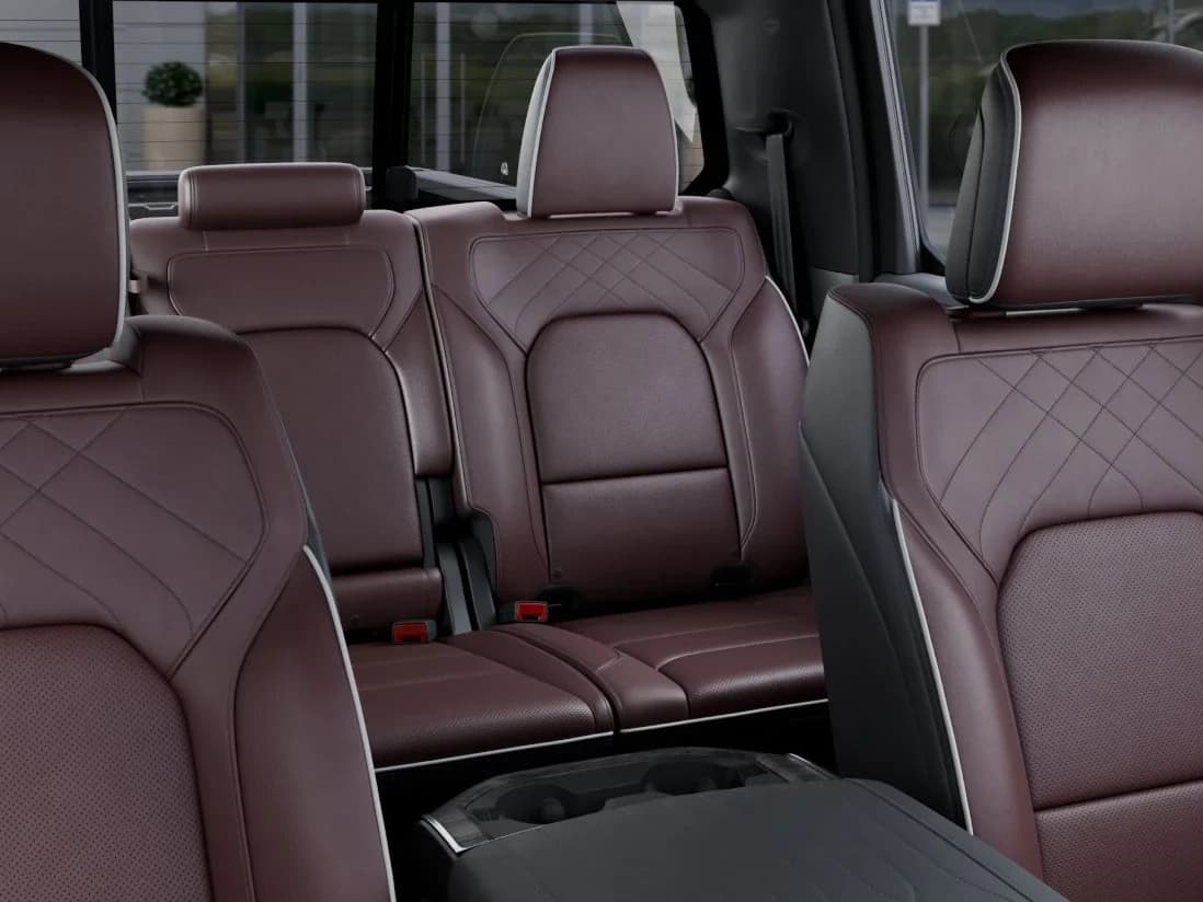 Ram 1500 Limited 4x4 Crew Cab 5'7" Box 2026 — side view