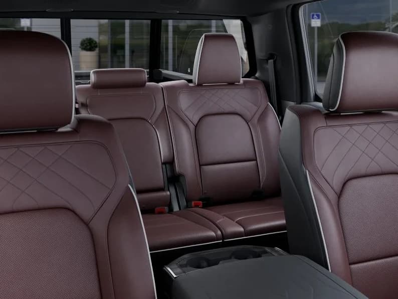 Ram 1500 Limited 4x4 Crew Cab 5'7" Box 2026 — side view
