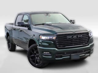 Ram 1500 Laramie 4x4 Crew Cab 5'7" Box