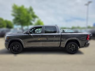 Ram 1500 Laramie 4x4 Crew Cab 5'7" Box
