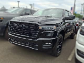 Ram 1500 Laramie 4x4 Crew Cab 5'7" Box