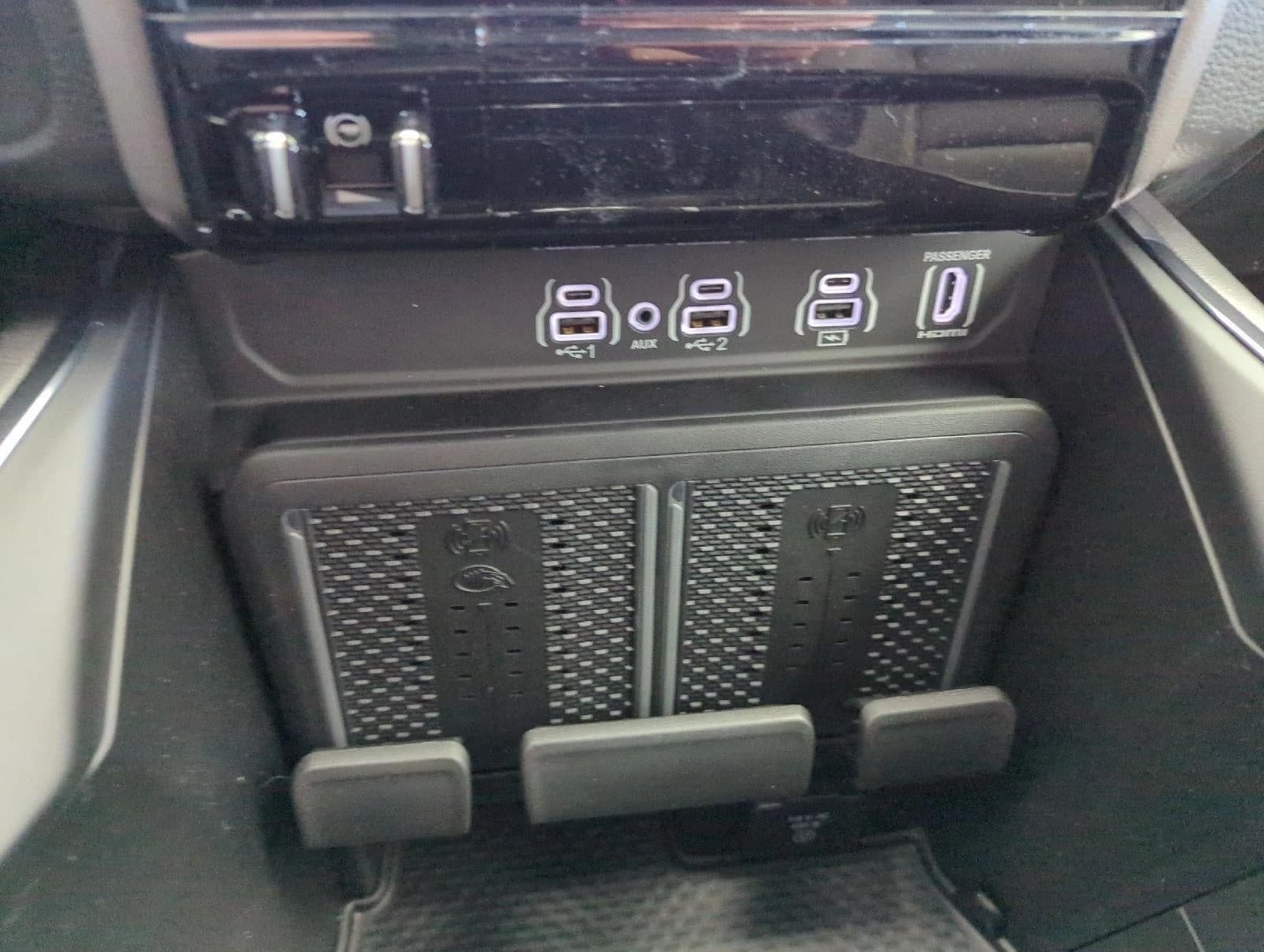 Ram 1500 Laramie 4x4 Crew Cab 5'7" Box 2026 — side view
