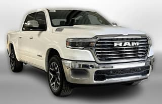 Ram 1500 Laramie 4x4 Crew Cab 5'7" Box