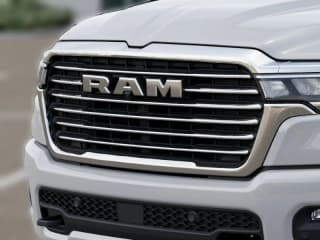 Ram 1500 Laramie 4x4 Crew Cab 5'7" Box