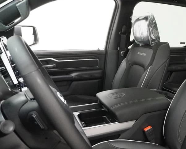 Ram 1500 Laramie 4x4 Crew Cab 5'7" Box 2026 — side view