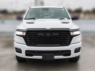 Ram 1500 Laramie 4x4 Crew Cab 5'7" Box