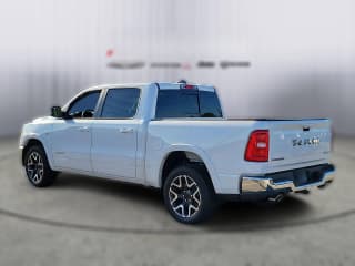 Ram 1500 Laramie 4x4 Crew Cab 5'7" Box