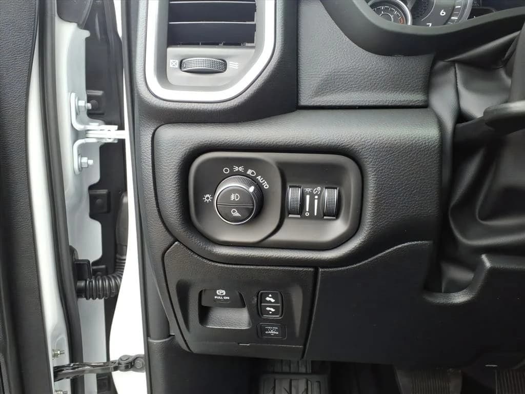 Ram 1500 Laramie 4x4 Crew Cab 5'7" Box 2026 — side view
