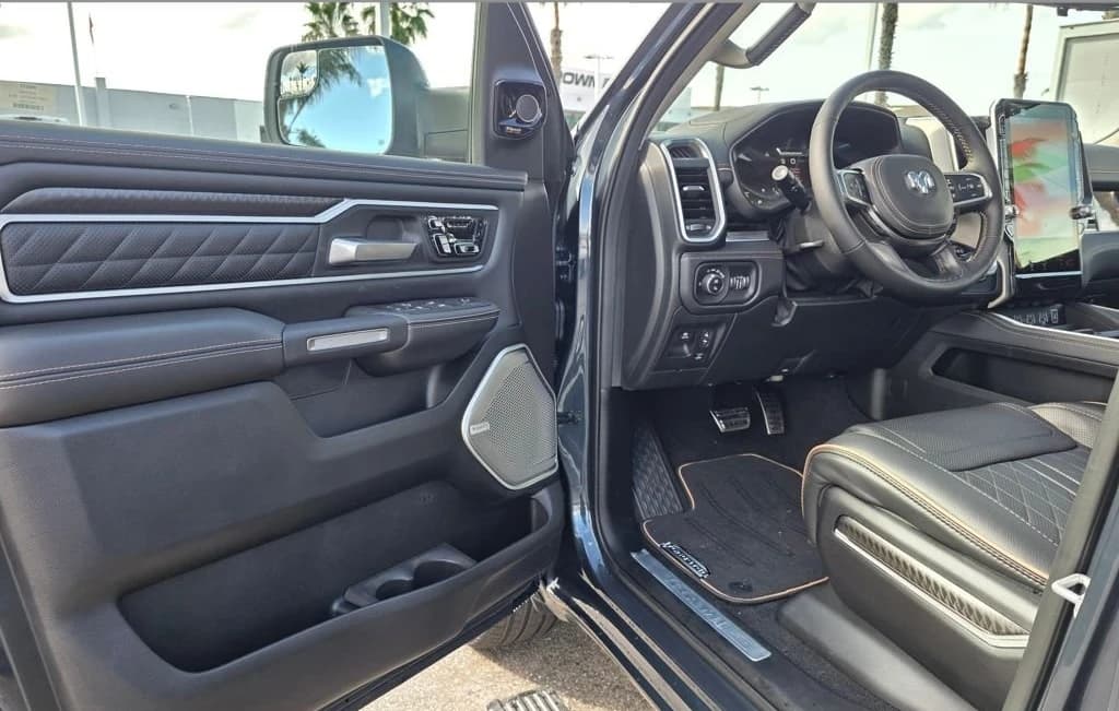 Ram 1500 Tungsten 4x4 Crew Cab 5'7" Box 2026 — side view