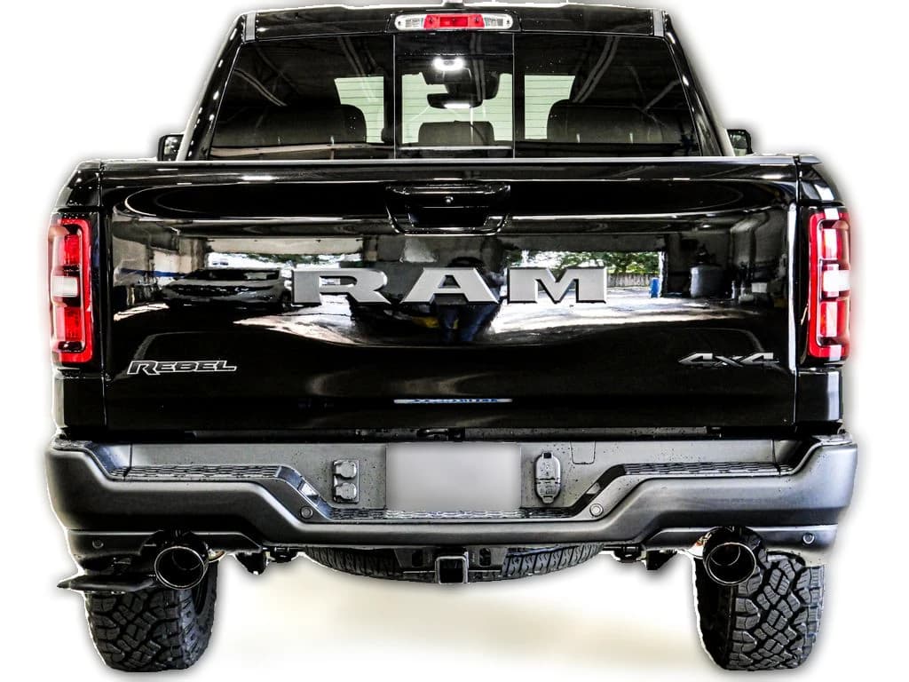 Ram 1500 Rebel 4x4 Crew Cab 5'7" Box 2027 — side view