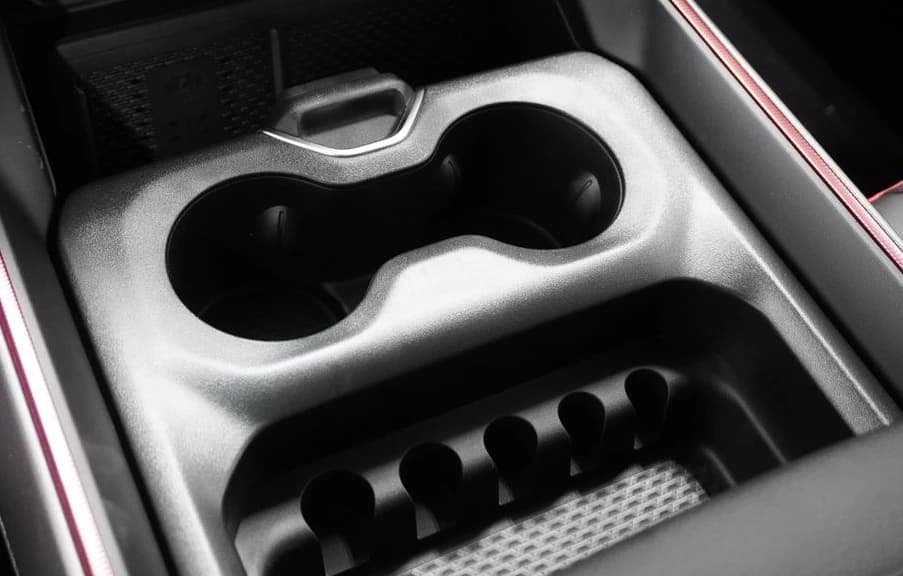 Ram 1500 Rebel 4x4 Crew Cab 5'7" Box 2027 — side view