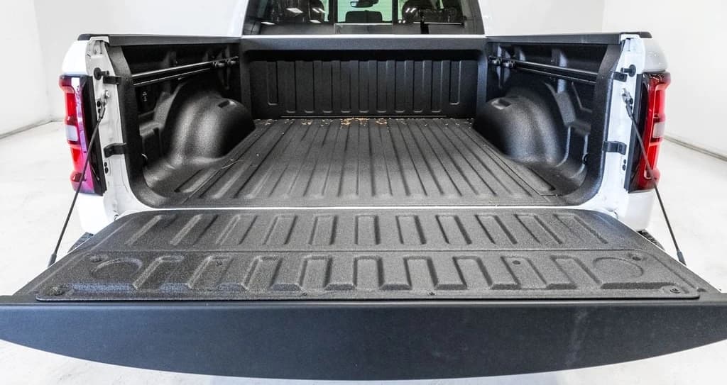 Ram 1500 Rebel 4x4 Crew Cab 5'7" Box 2027 — side view