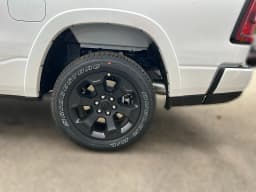 Ram 1500 Big Horn 4x4 Crew Cab 6'4" Box 2026 — side view