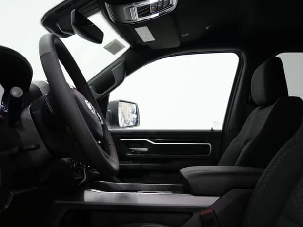 Ram 1500 Big Horn 4x4 Crew Cab 6'4" Box 2026 — side view
