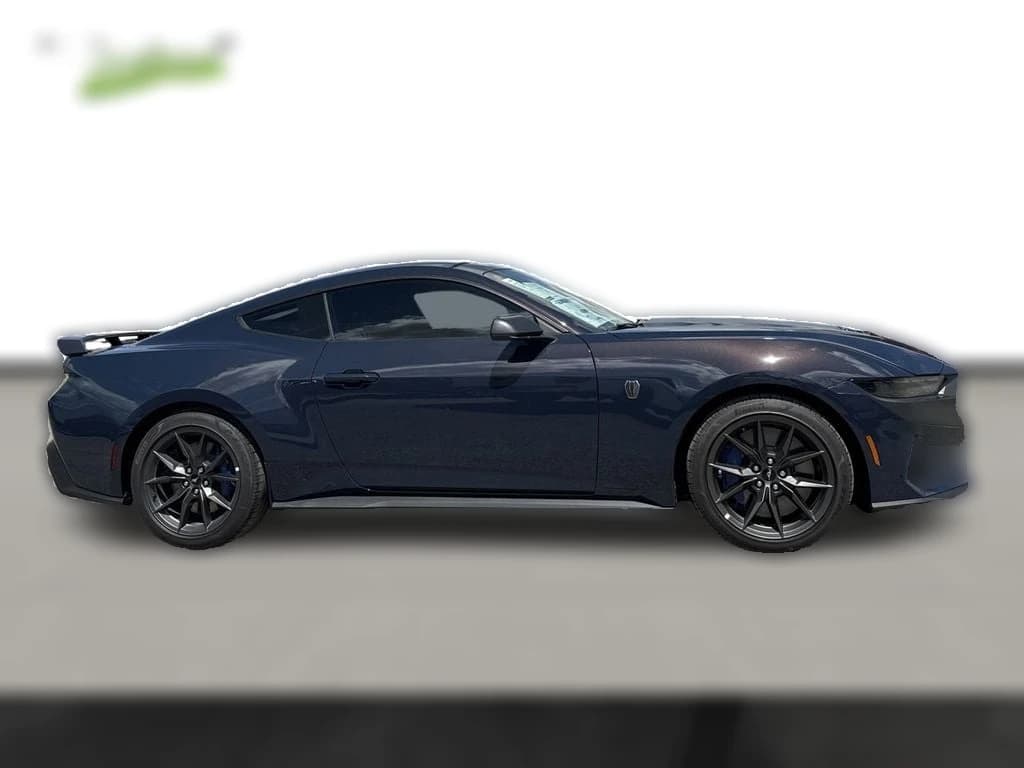 Ford Mustang Dark Horse Fastback 2025 — side view