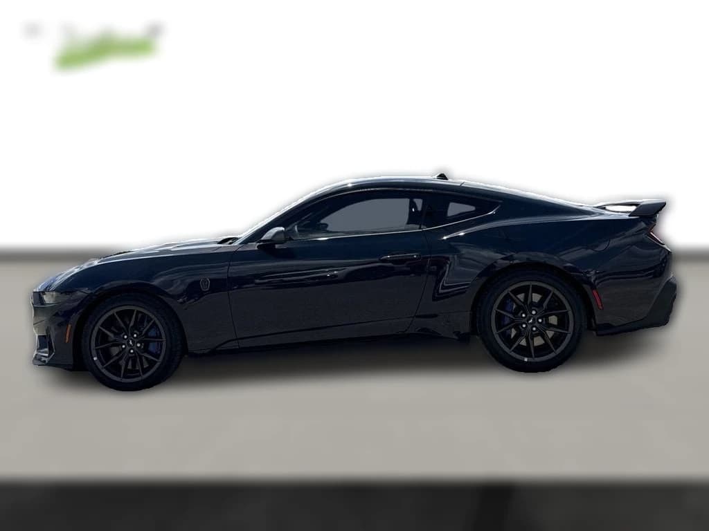 Ford Mustang Dark Horse Fastback 2025 — side view