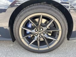 Ford Mustang Dark Horse Fastback 2025 — side view