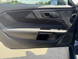 Ford Mustang Dark Horse Fastback 2025 — side view