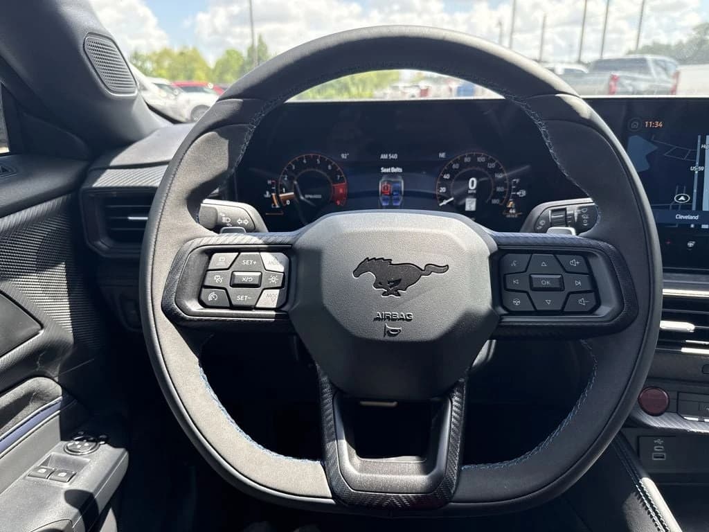 Ford Mustang Dark Horse Fastback 2025 — side view