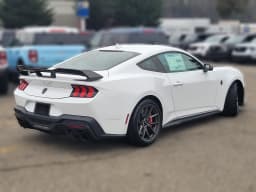 Ford Mustang Dark Horse Fastback 2026 — side view
