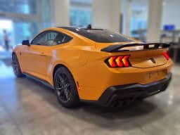 Ford Mustang Dark Horse Fastback 2026 — side view