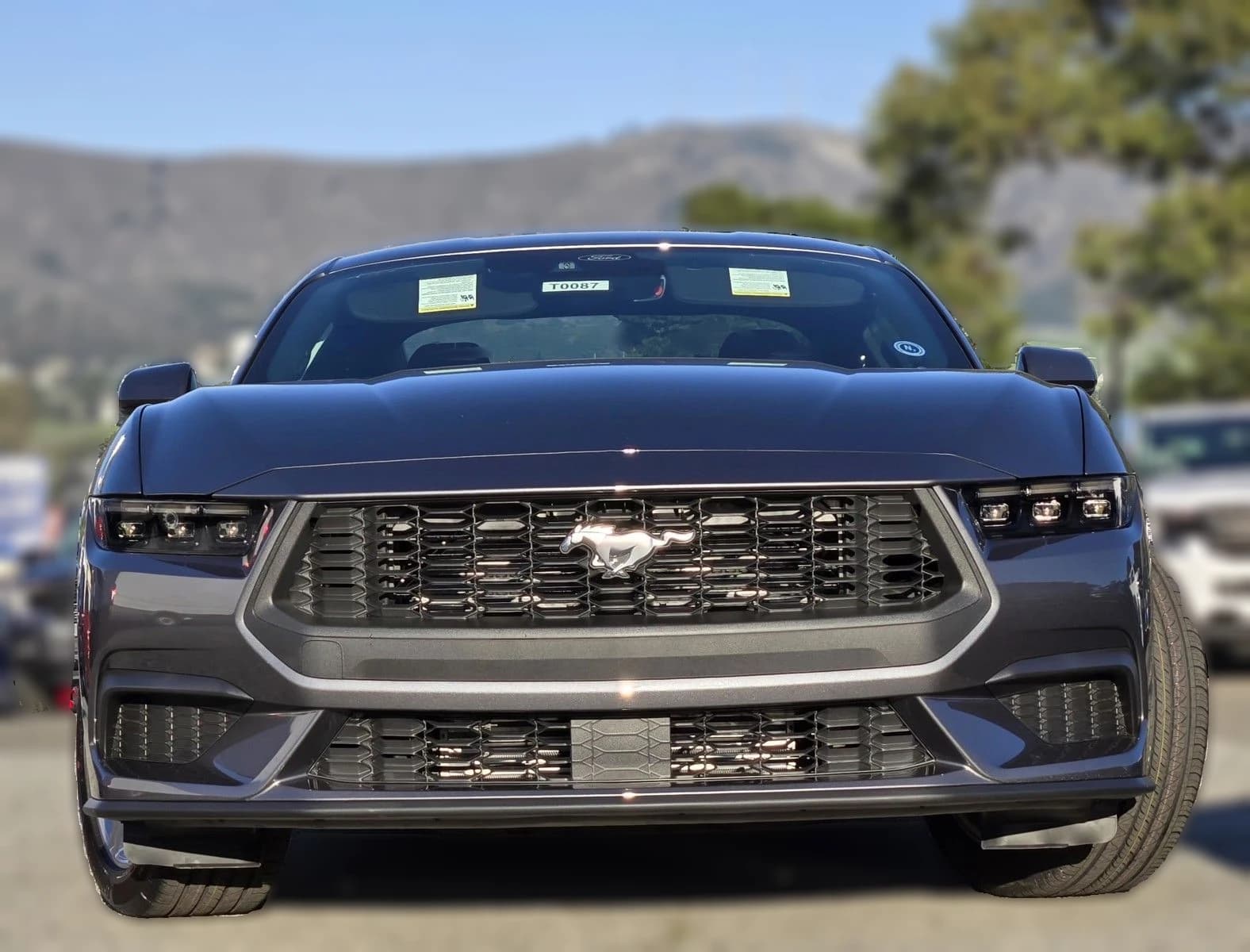 Ford Mustang EcoBoost Fastback 2026 — side view