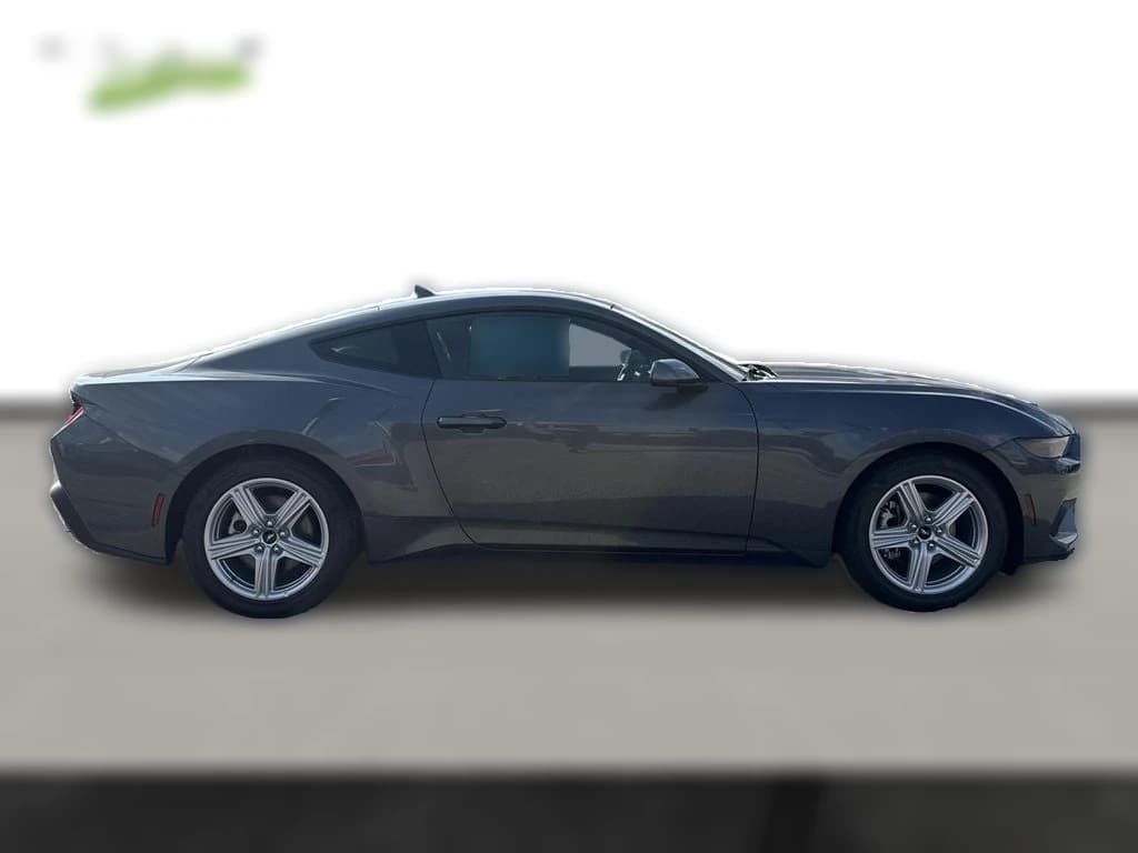 Ford Mustang EcoBoost Fastback 2026 — side view