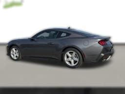 Ford Mustang EcoBoost Fastback 2026 — side view